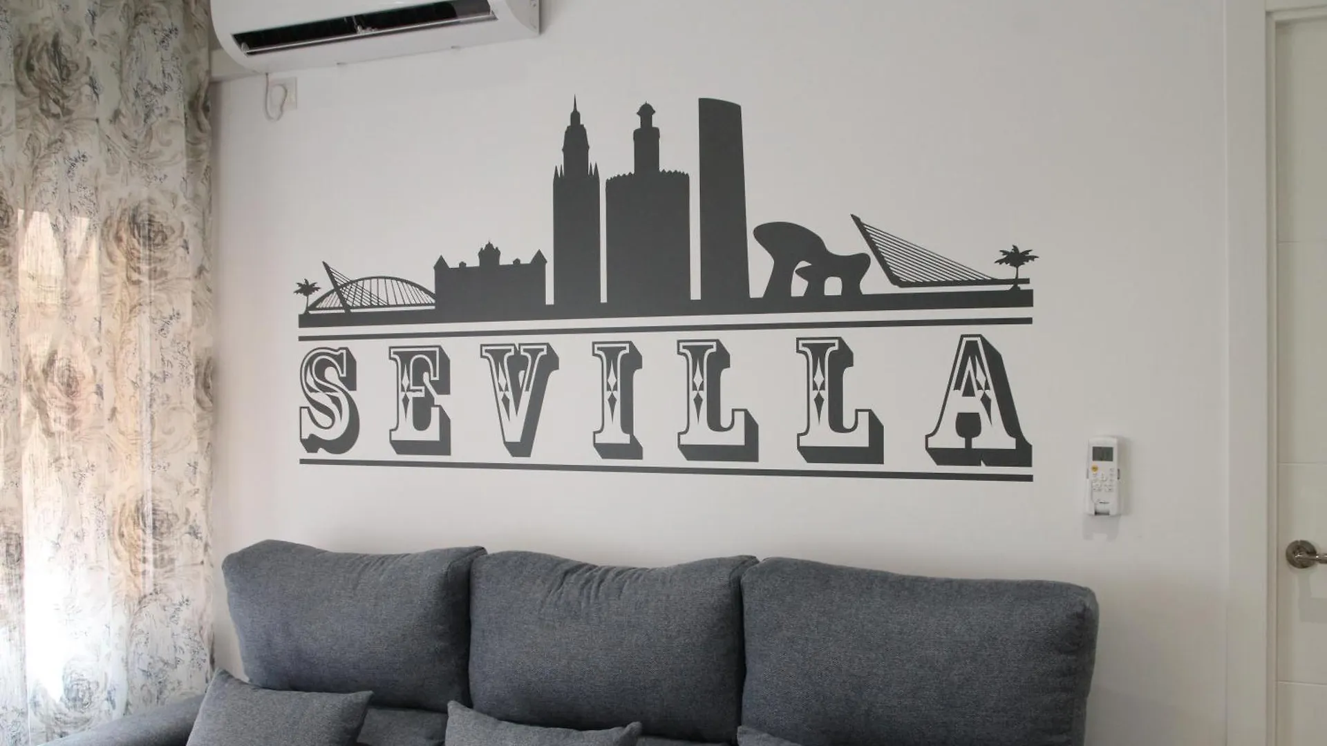 Luisahouse, En El Corazon De Sevilla Y Triana