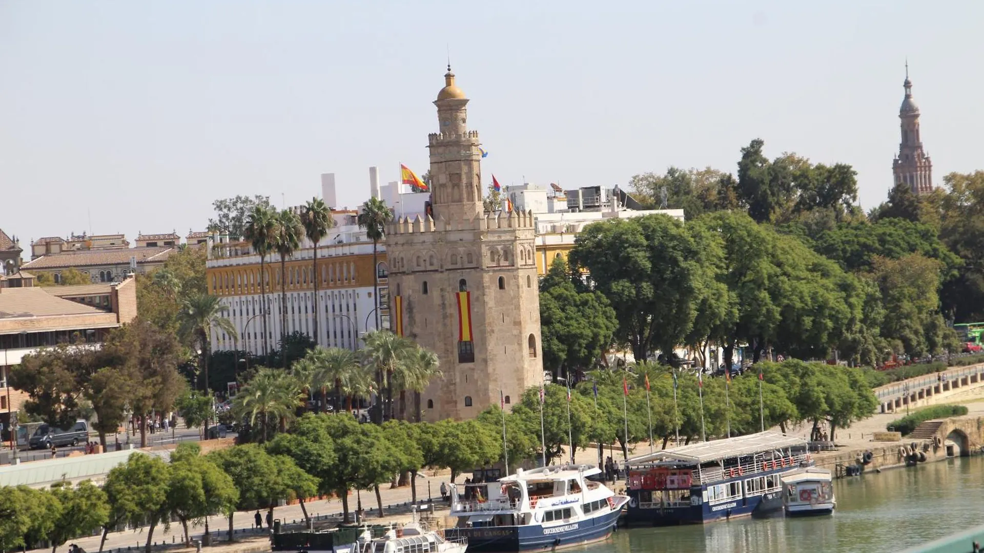 Apartment Luisahouse, En El Corazon De Sevilla Y Triana
