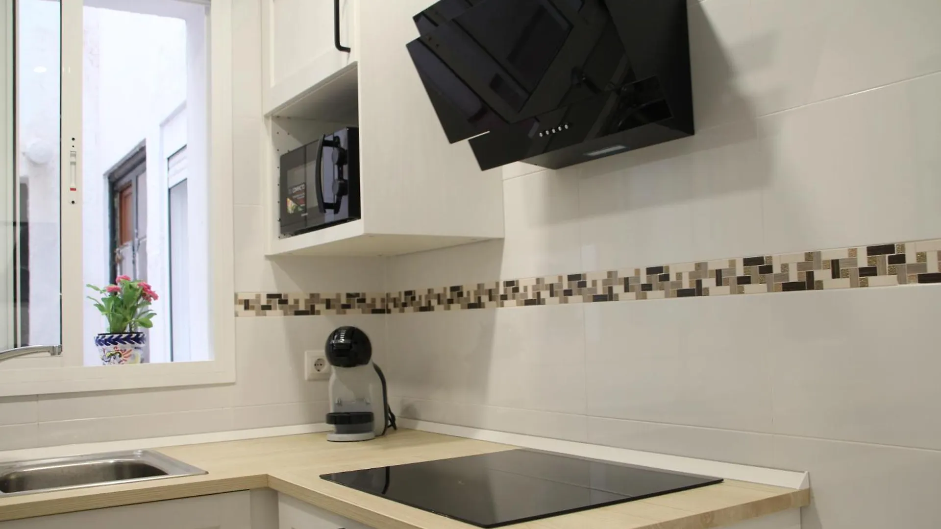 Apartment Luisahouse, En El Corazon De Sevilla Y Triana