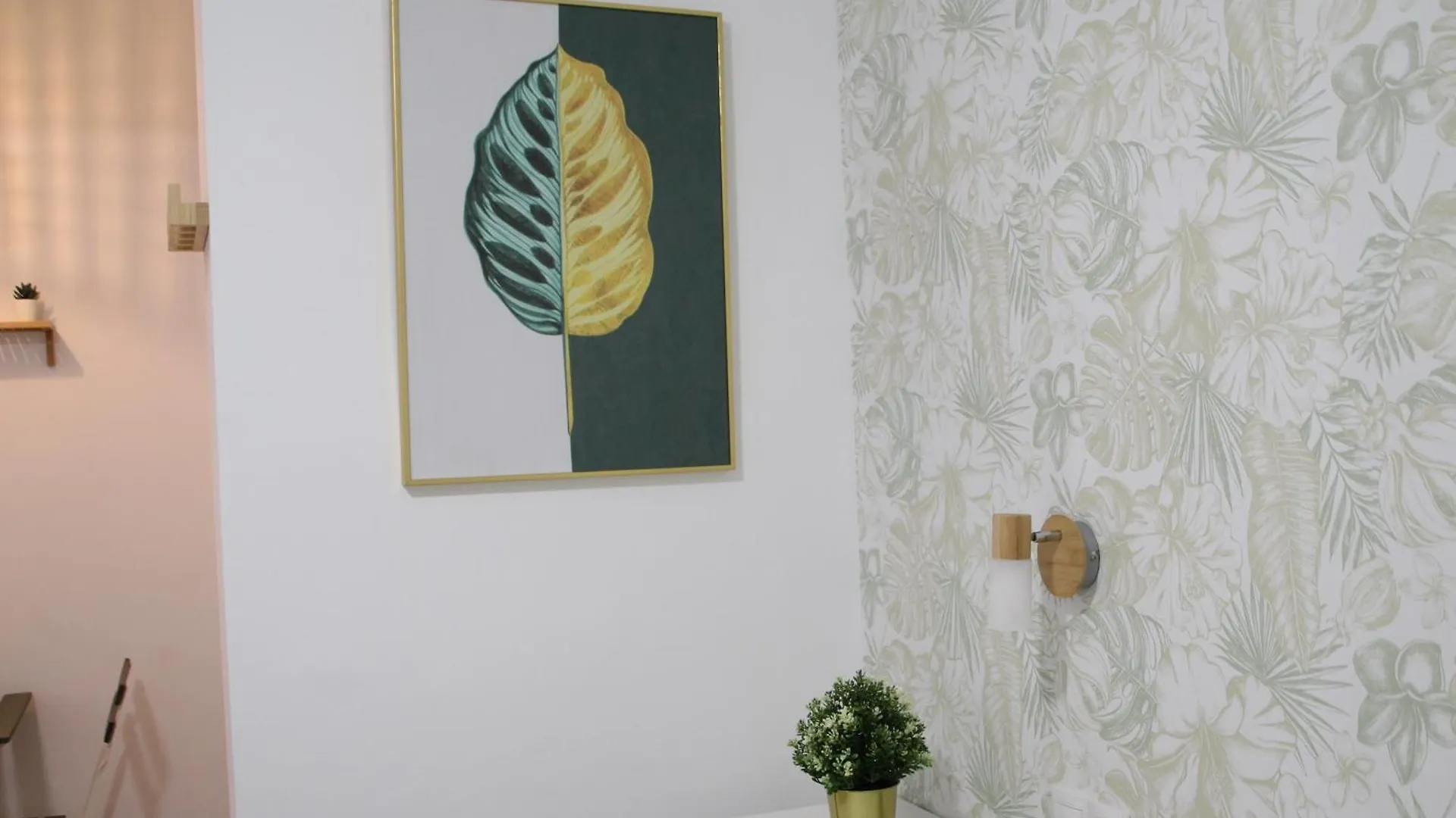 Apartment Luisahouse, En El Corazon De Sevilla Y Triana Spain